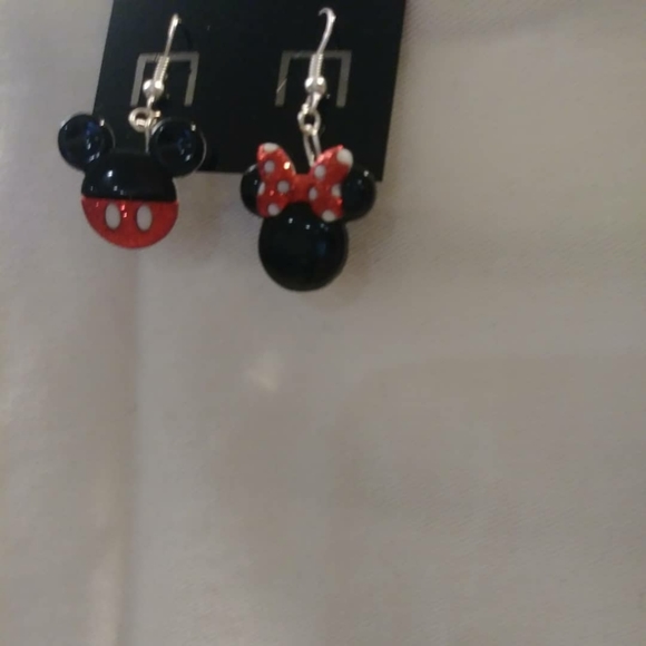 Earrings - Picture 3 of 3